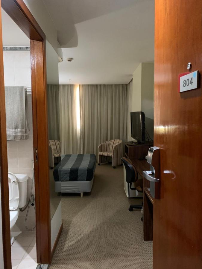 Flat Em Hotel Padrao Com Valor Acessivel Taguatinga Exterior photo